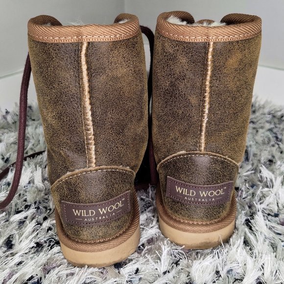 Women's Leather Dusty Mid Bomber Boots - Picture 6 of 9